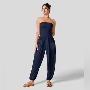 Viral halara jumpsuit with pockets navy blue size L, brand new never worn